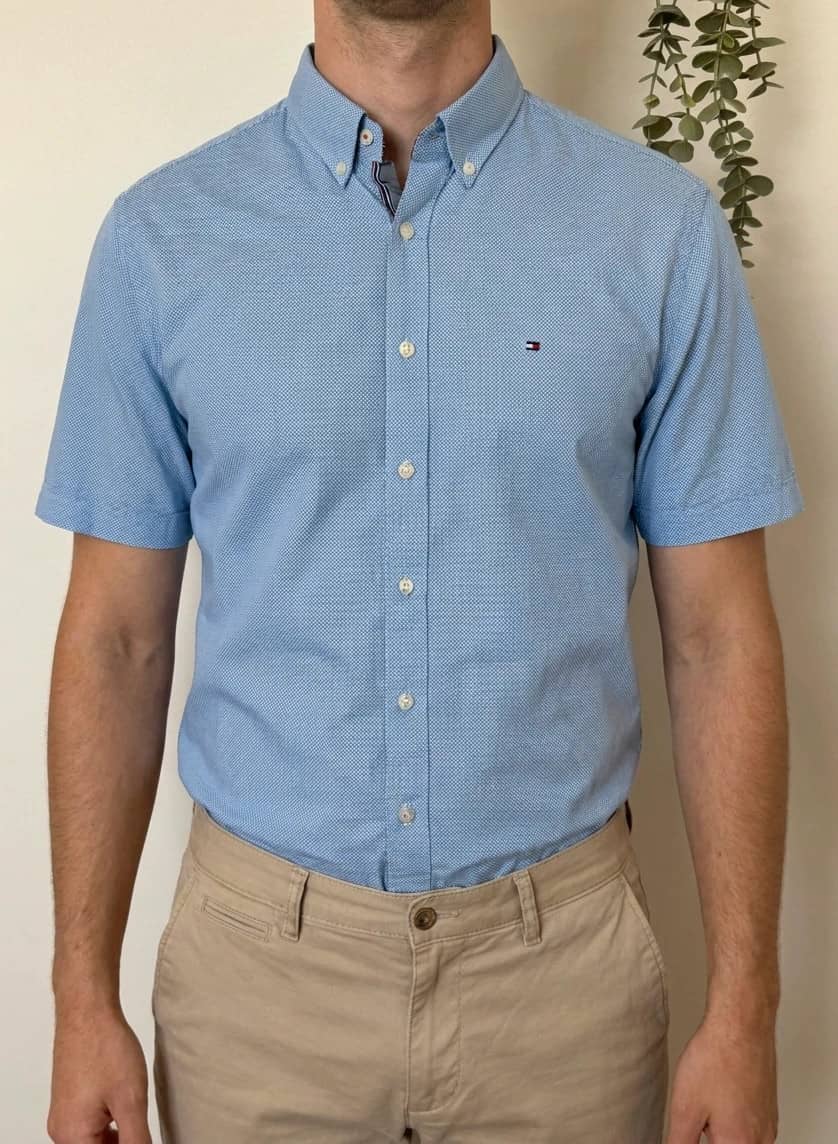 Chemise manches courtes Tommy Hilfiger New York Fit bleu ciel micro-motif taille M - SK260616